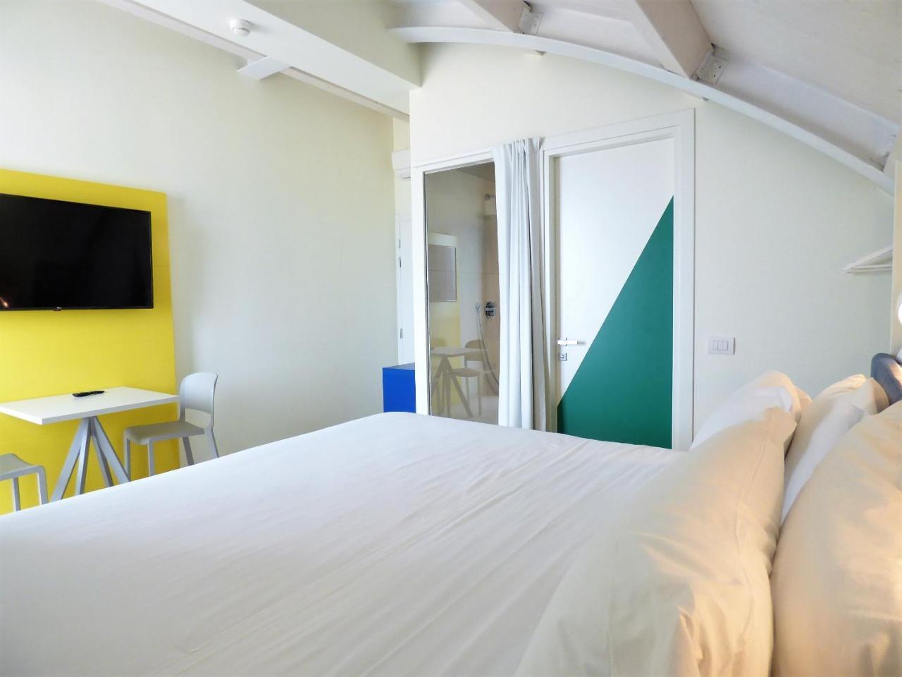 Hotel Trevi เบลลาเรีย-อีเจอา มารีนา ภายนอก รูปภาพ