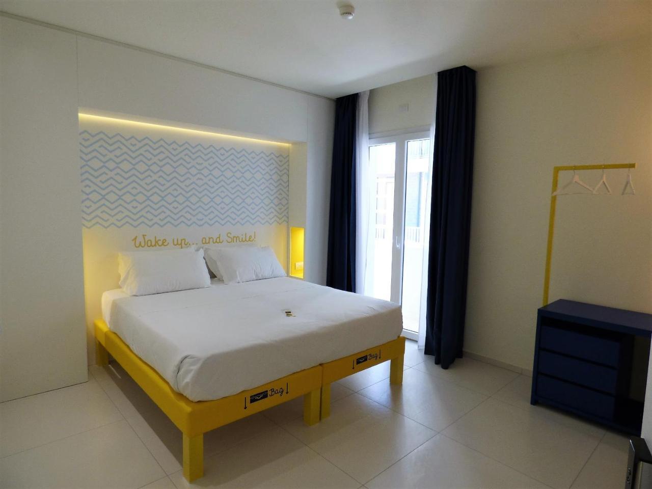 Hotel Trevi เบลลาเรีย-อีเจอา มารีนา ภายนอก รูปภาพ