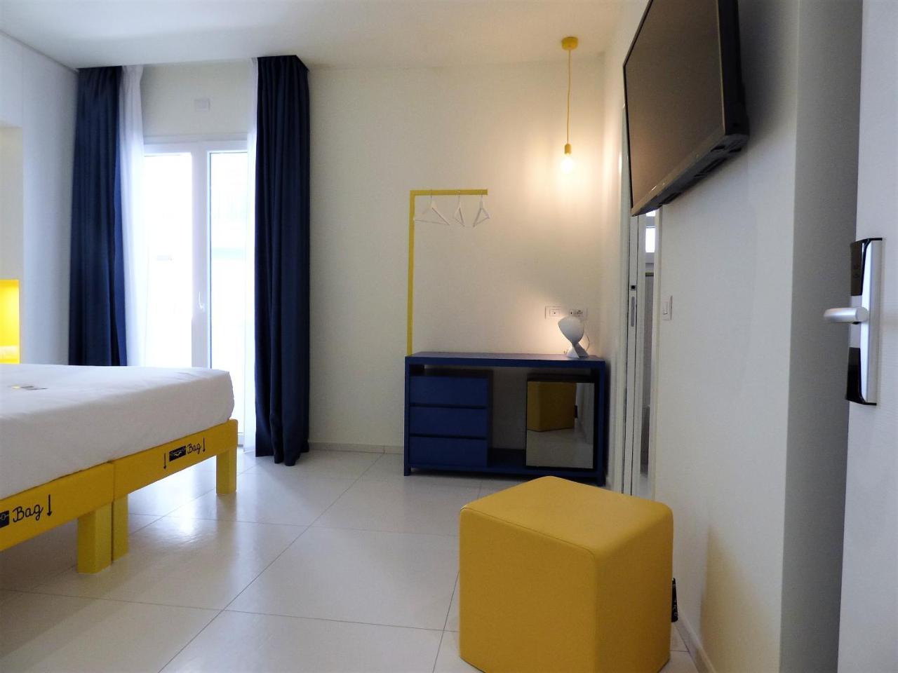 Hotel Trevi เบลลาเรีย-อีเจอา มารีนา ภายนอก รูปภาพ